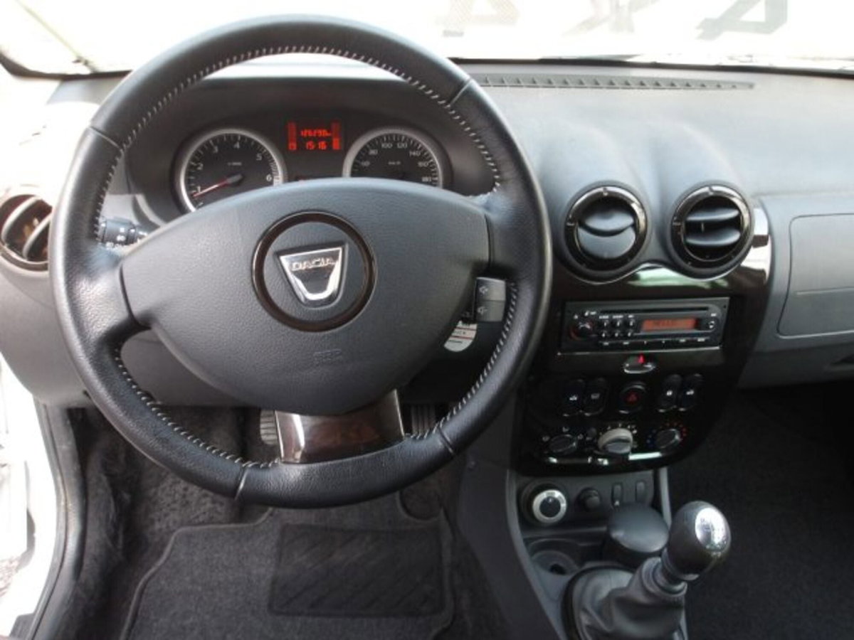 Dacia Duster 1.5 dCi 110CV 4x4 Ambiance (12)