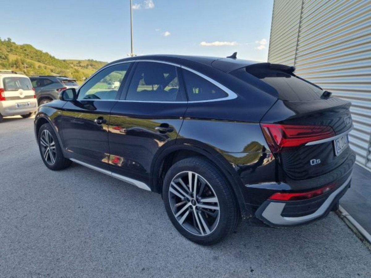 Audi Q5 Sportback 40 2.0 tdi mhev 12V S line Plus quattro s-tronic (7)
