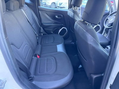 Jeep Renegade 1.6 Mjt 120 CV Limited (19)