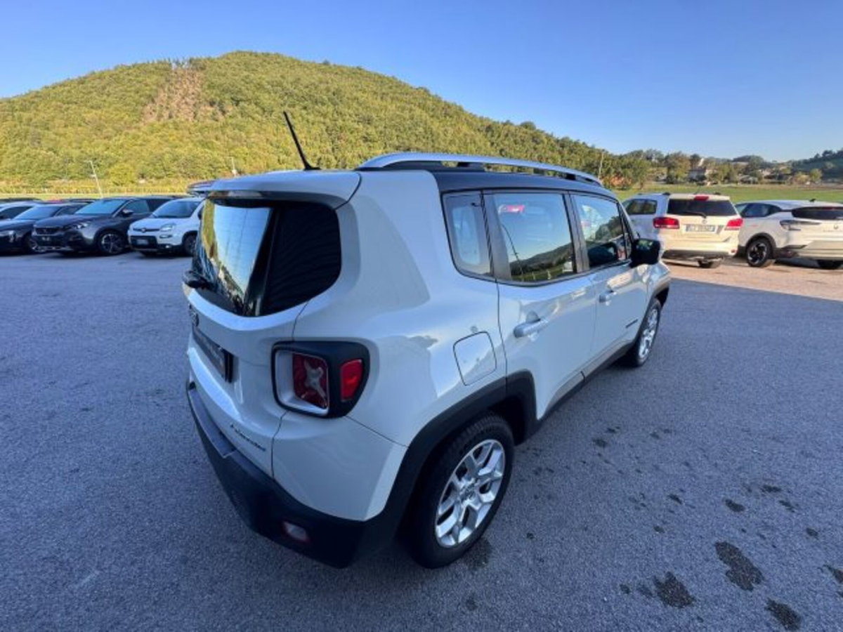 Jeep Renegade 1.6 Mjt 120 CV Limited (5)