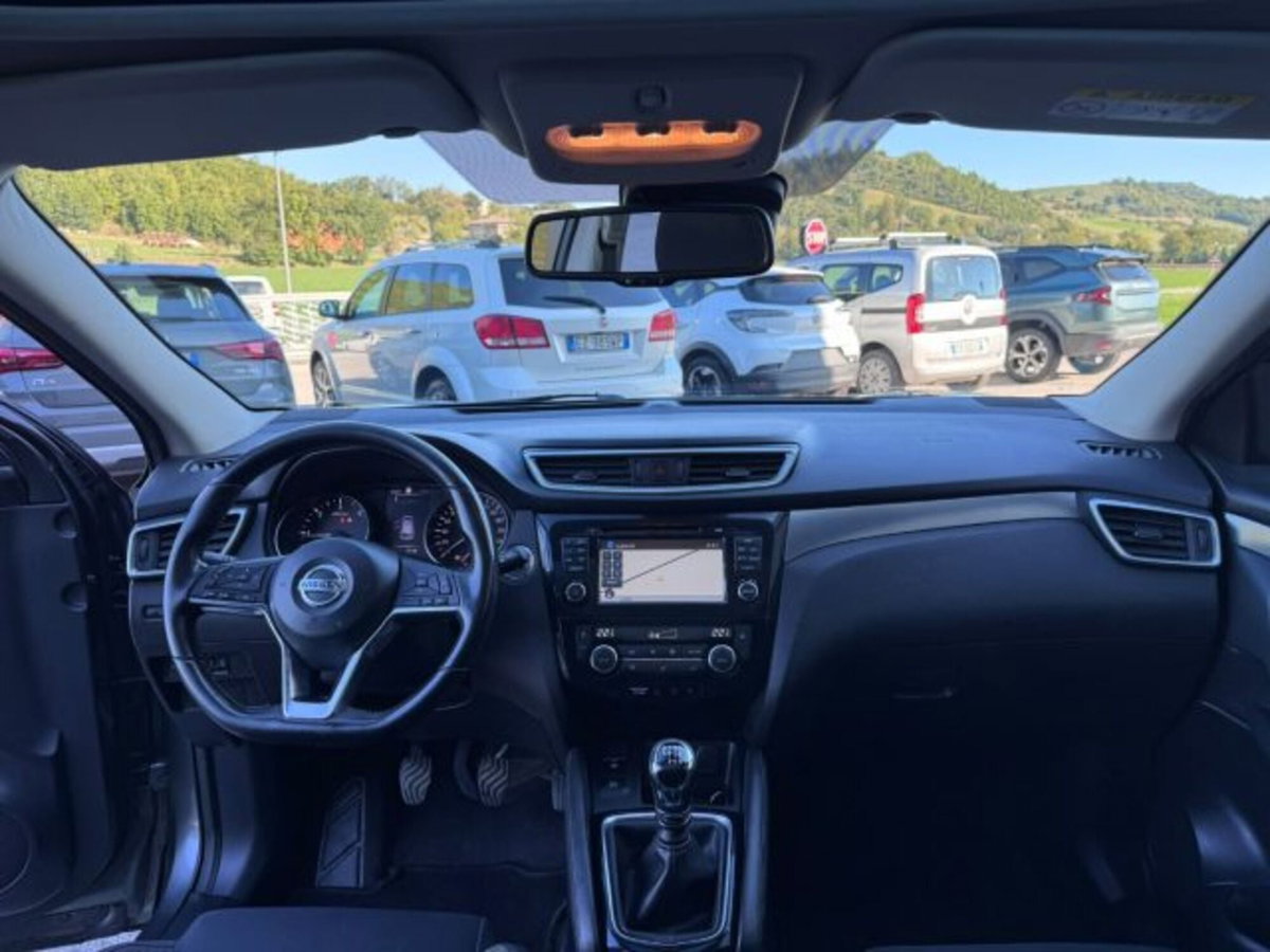 Nissan Qashqai 1.5 dCi Tekna (10)