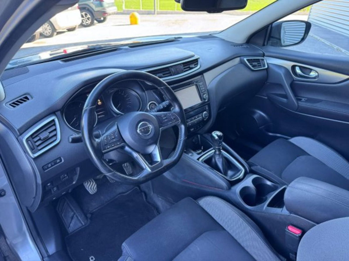 Nissan Qashqai 1.5 dCi Tekna (18)