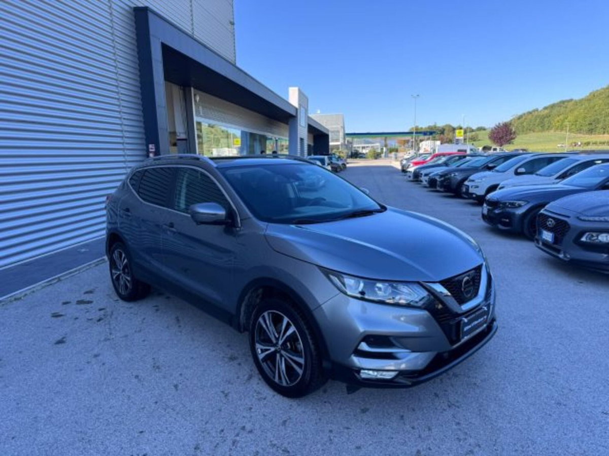 Nissan Qashqai 1.5 dCi Tekna (3)