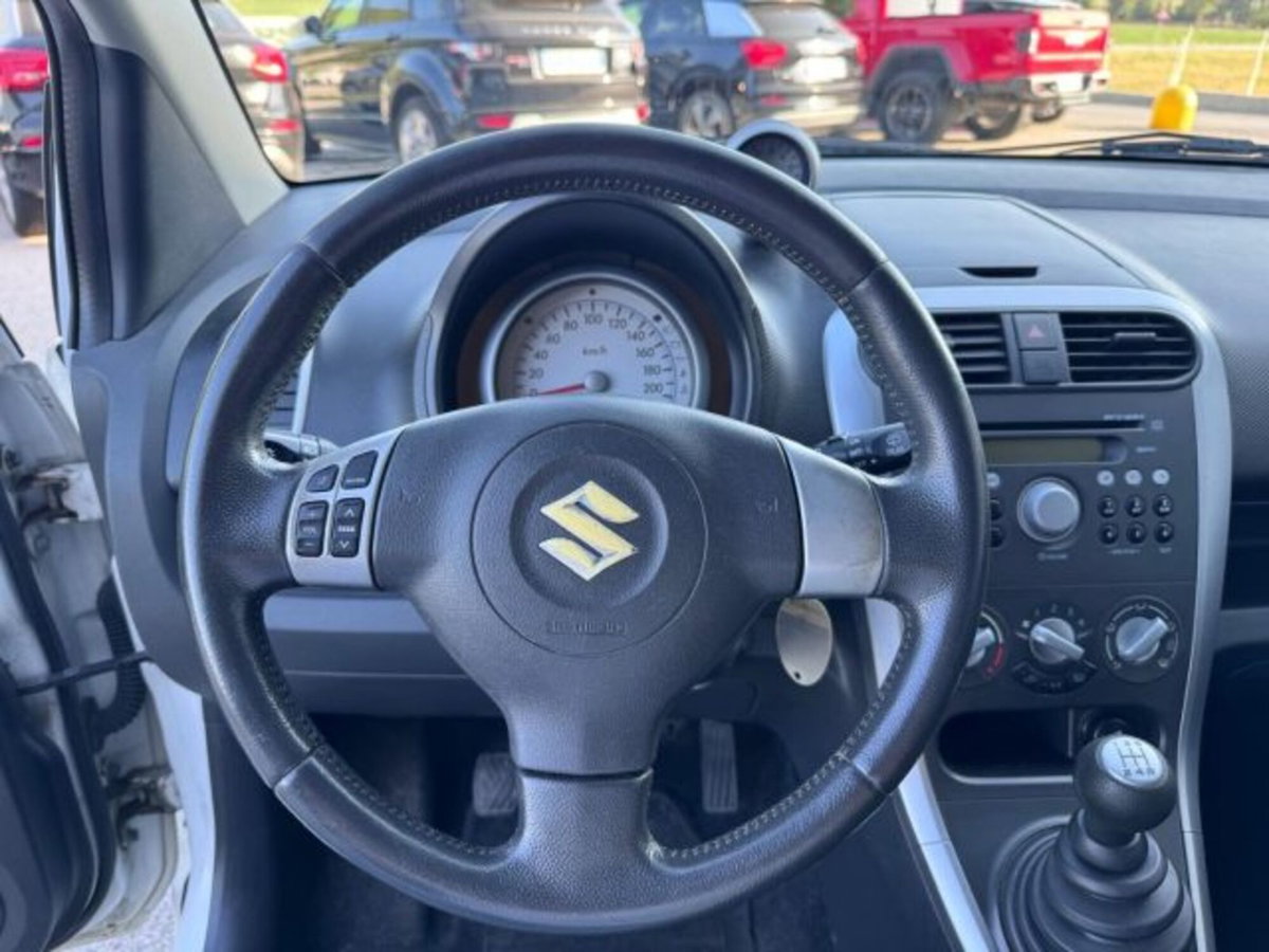 Suzuki Splash 1.2 GPL GLS (12)