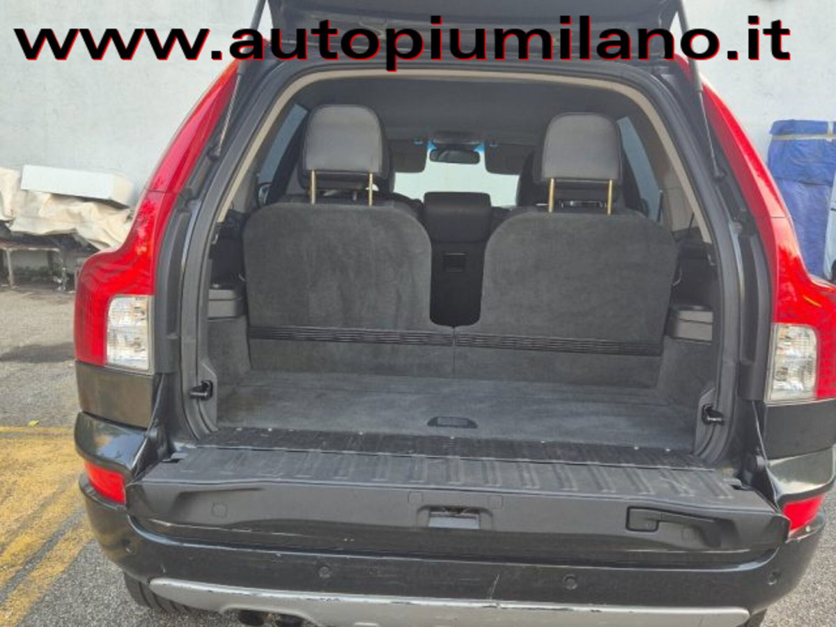 Volvo XC90 D5 AWD Geartronic Momentum (14)