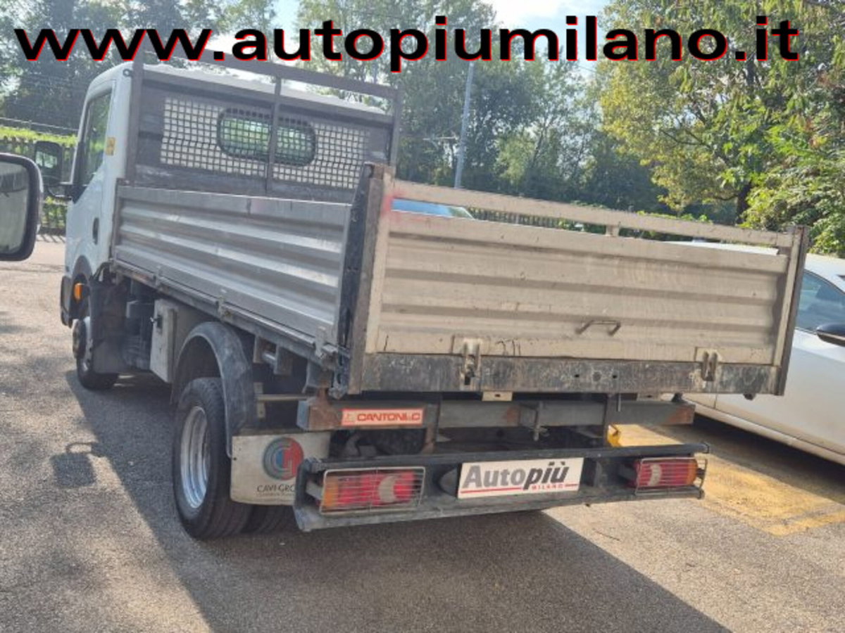 Nissan Cabstar 35.11 2.5 TDI PC-RG Cabinato Basic (2)