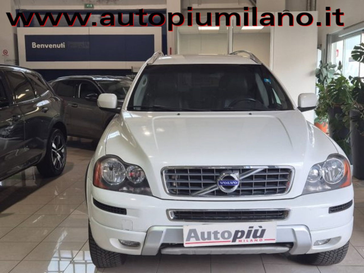 Volvo XC90 D5 AWD Geartronic Momentum (5)