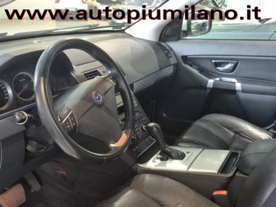 Volvo XC90 D5 AWD Geartronic Momentum (6)