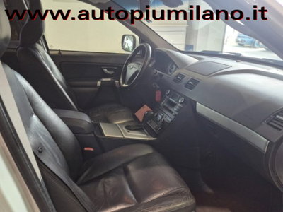 Volvo XC90 D5 AWD Geartronic Momentum (7)