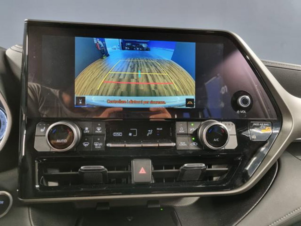 Toyota Highlander 2.5h Lounge e-cvt (12)