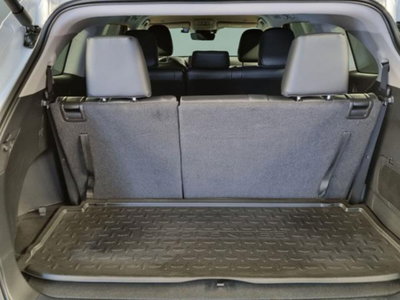 Toyota Highlander 2.5h Lounge e-cvt (16)