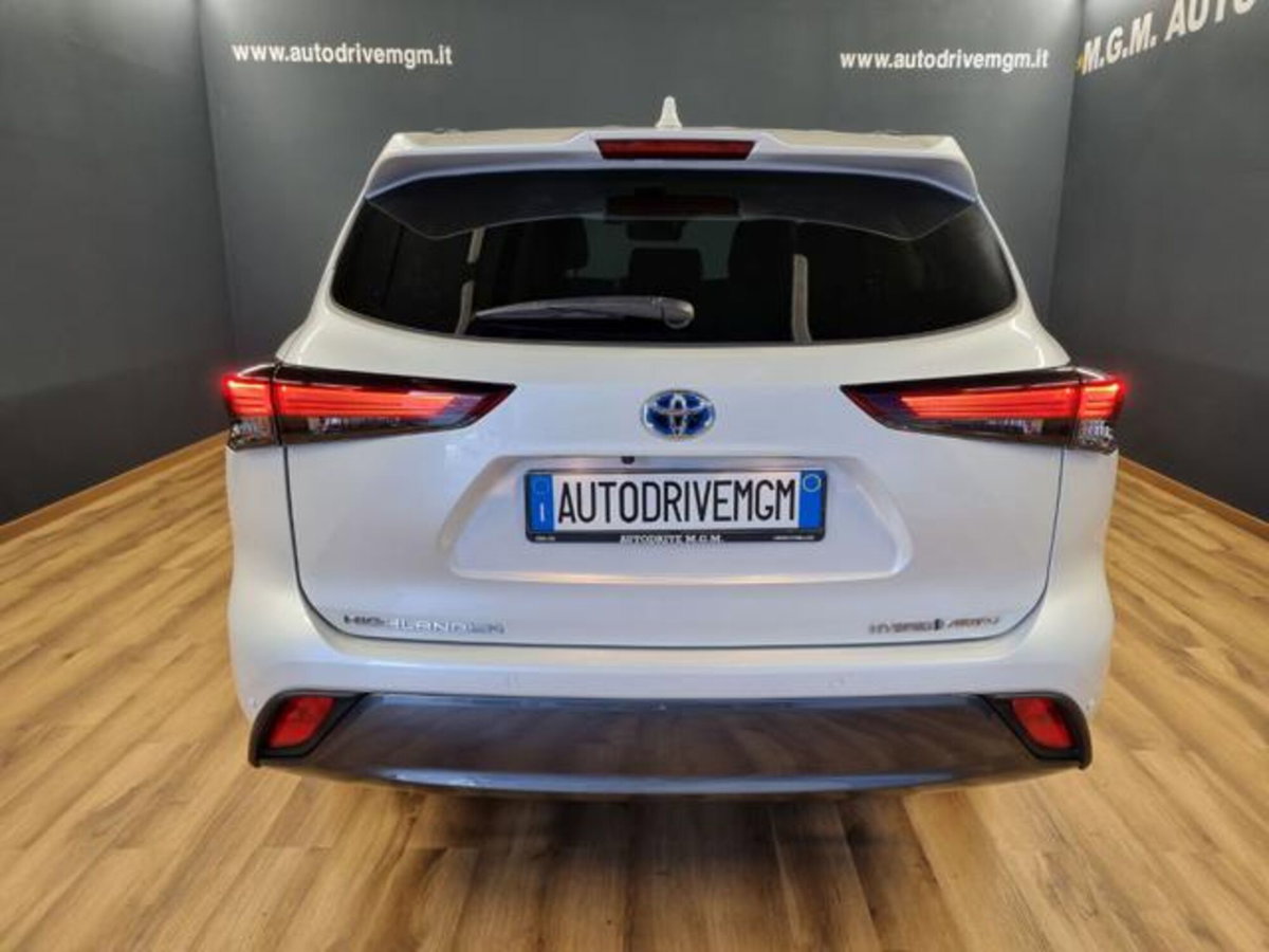 Toyota Highlander 2.5h Lounge e-cvt (3)