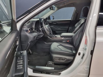 Toyota Highlander 2.5h Lounge e-cvt (7)