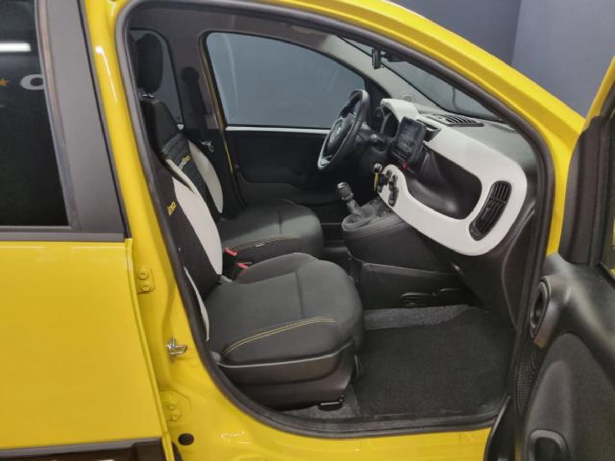 Fiat Panda Cross 1.0 firefly hybrid Cross s&s 70cv 5p.ti (8)