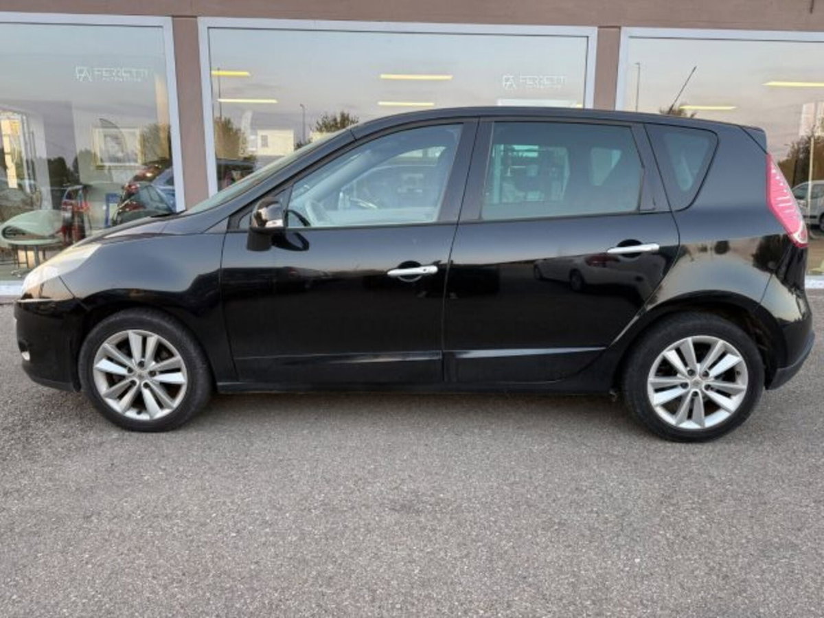 Renault Scenic E-Tech Electric 1.5 dCi 110CV Luxe (2)