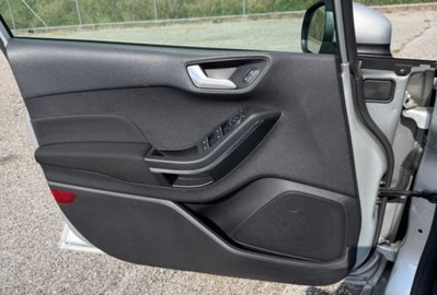Ford Fiesta 1.0 EcoBoost 100CV 5 porte ST-Line (8)