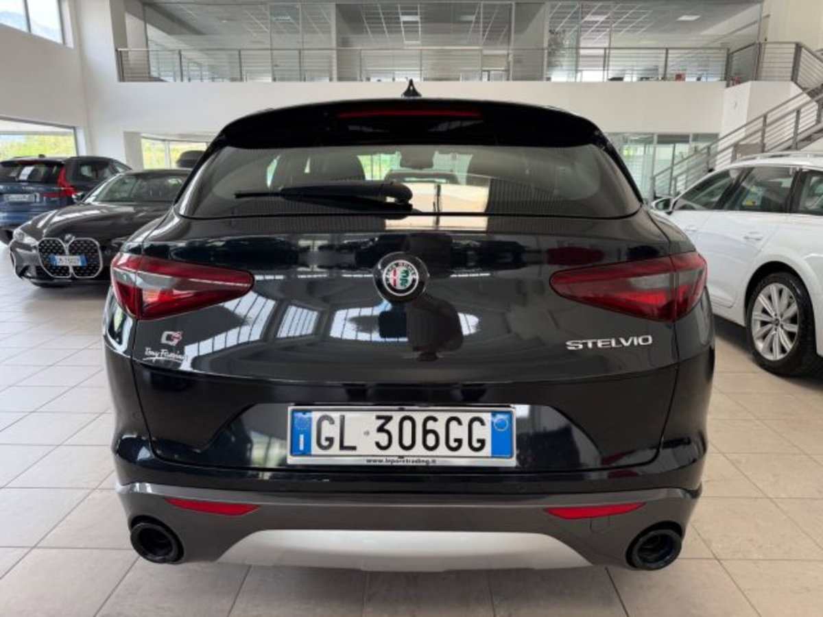 Alfa Romeo Stelvio Stelvio 2.2 Turbodiesel 210 CV AT8 Q4 Ti (5)