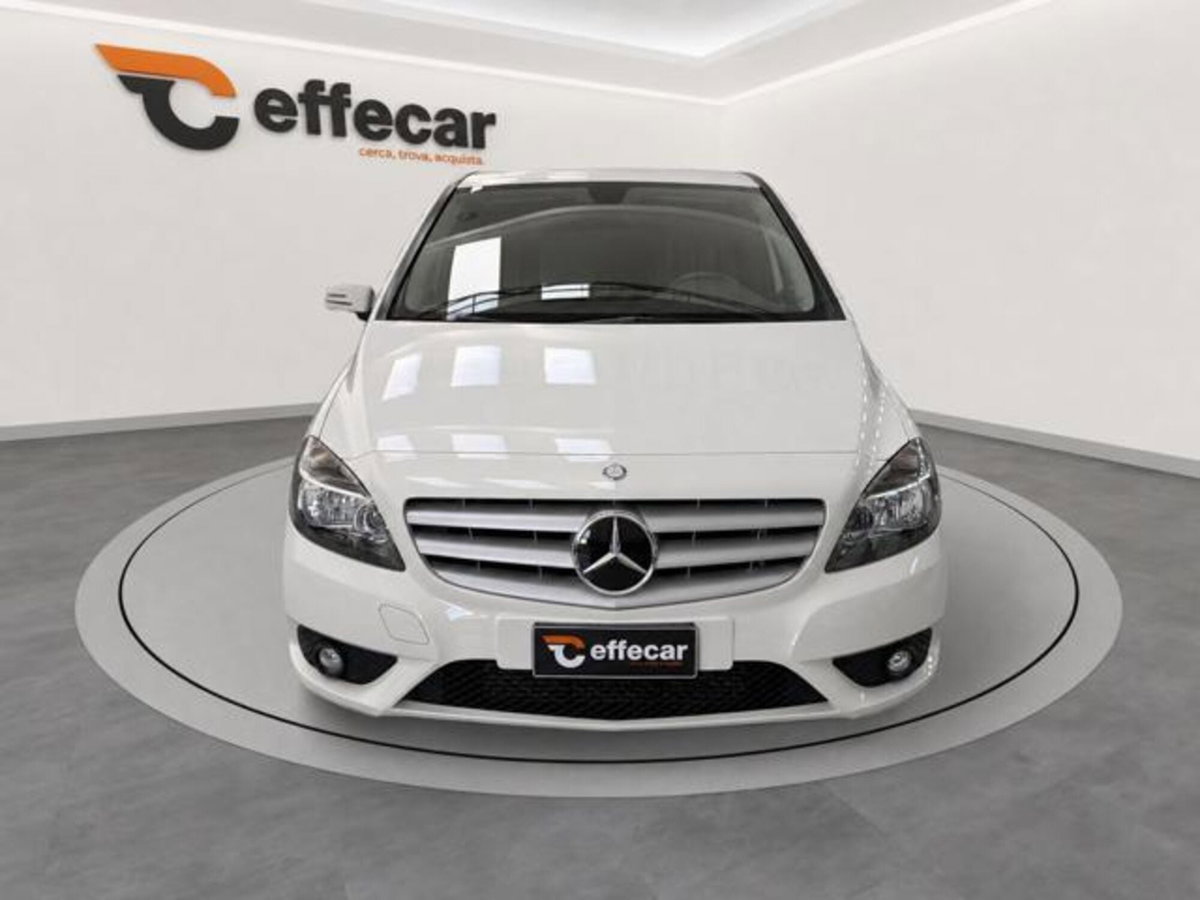 Mercedes-Benz Classe B 180 CDI Premium (2)