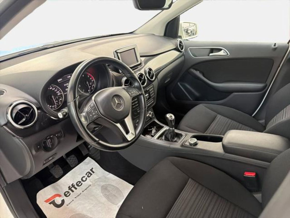 Mercedes-Benz Classe B 180 CDI Premium (7)
