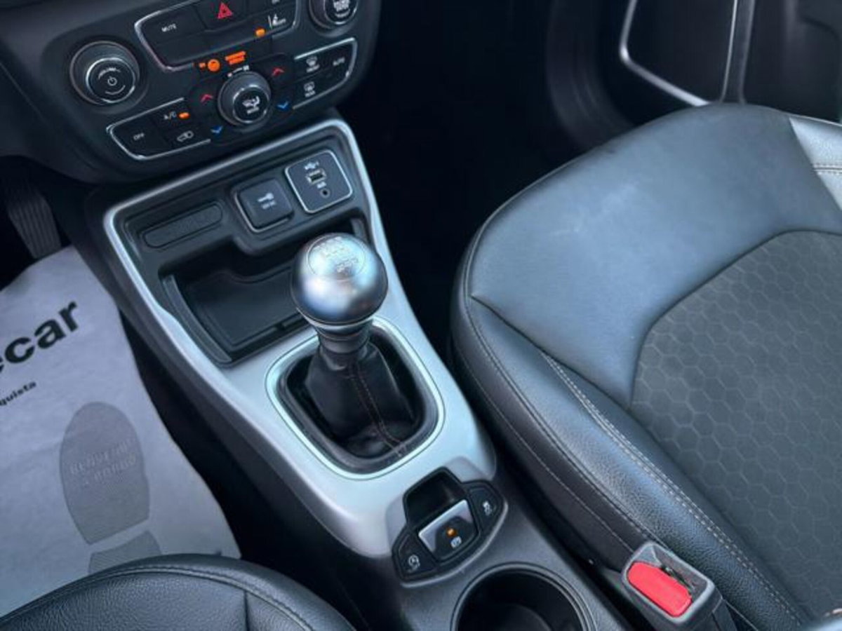 Jeep Compass 1.6 Multijet II 2WD Business (11)