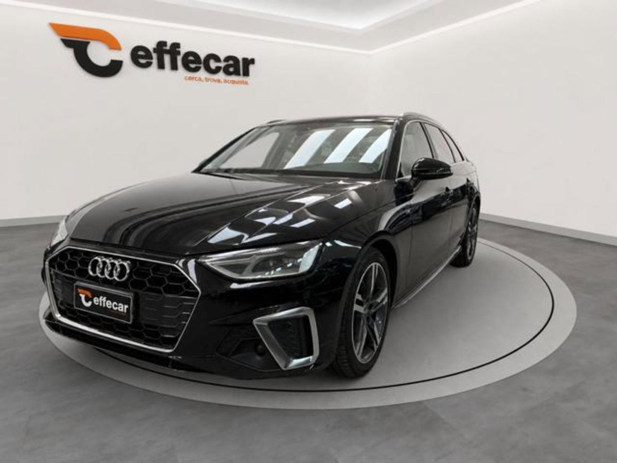 Audi A4 Avant 30 TDI/136 CV S tronic S line edition