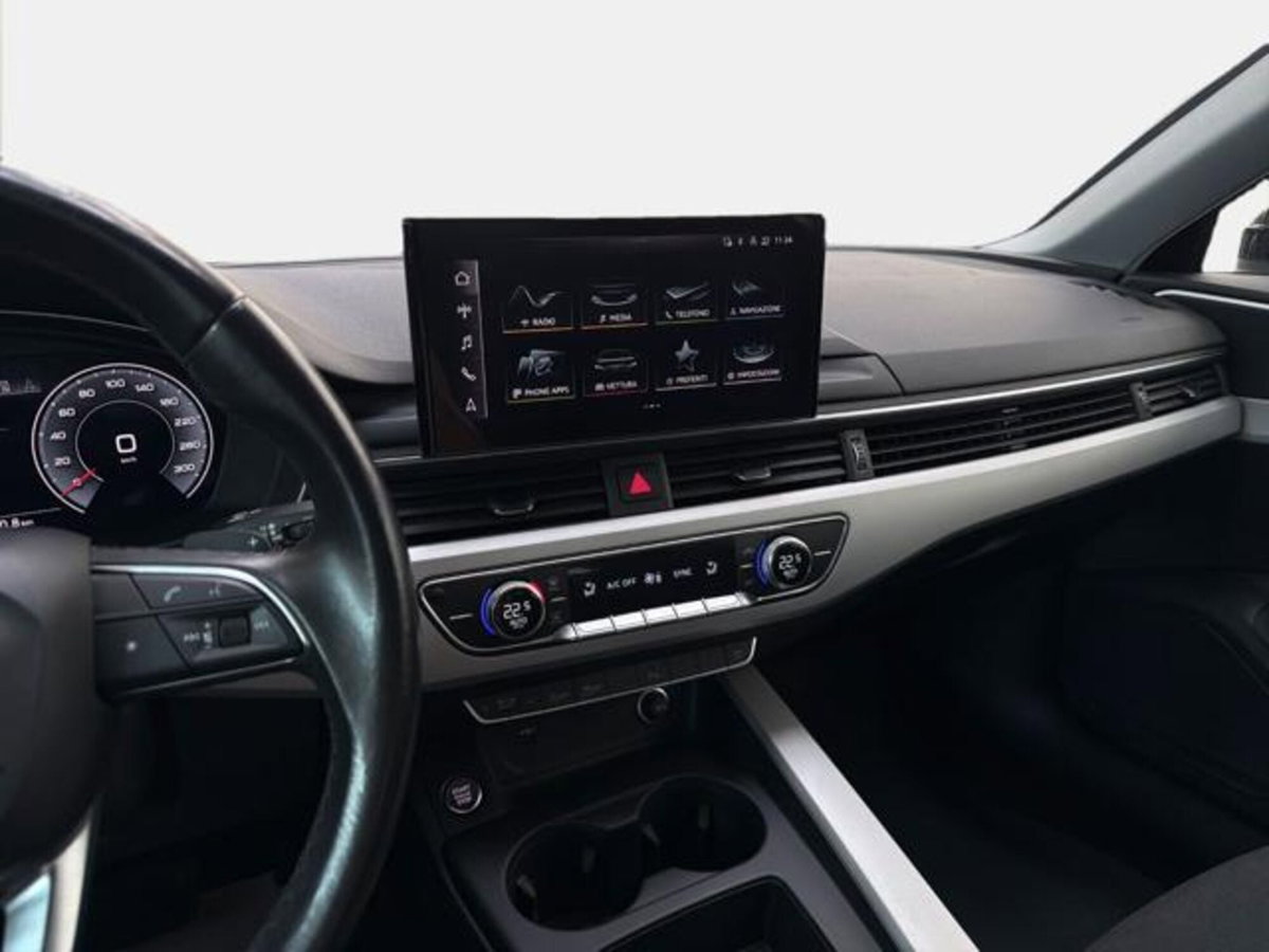 Audi A4 Avant 30 TDI/136 CV S tronic S line edition (10)
