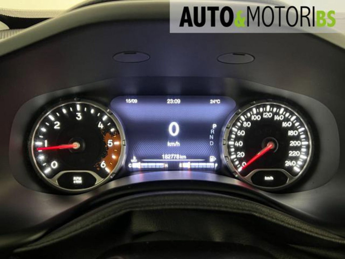 Jeep Renegade 2.0 Mjt 170CV 4WD Active Drive Low Trailhawk (12)
