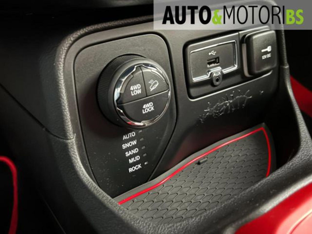 Jeep Renegade 2.0 Mjt 170CV 4WD Active Drive Low Trailhawk (14)
