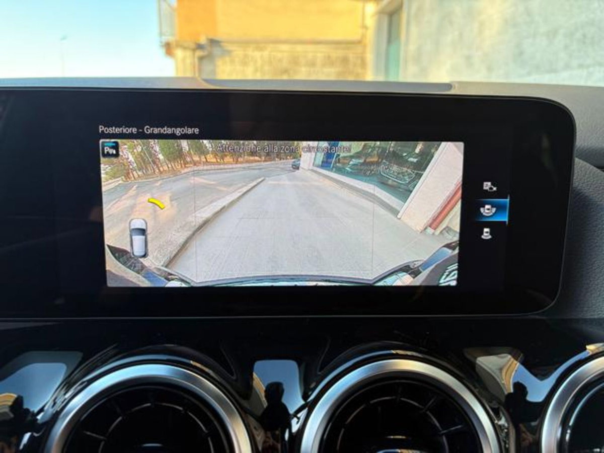 Mercedes-Benz GLA SUV 250 Sport (15)
