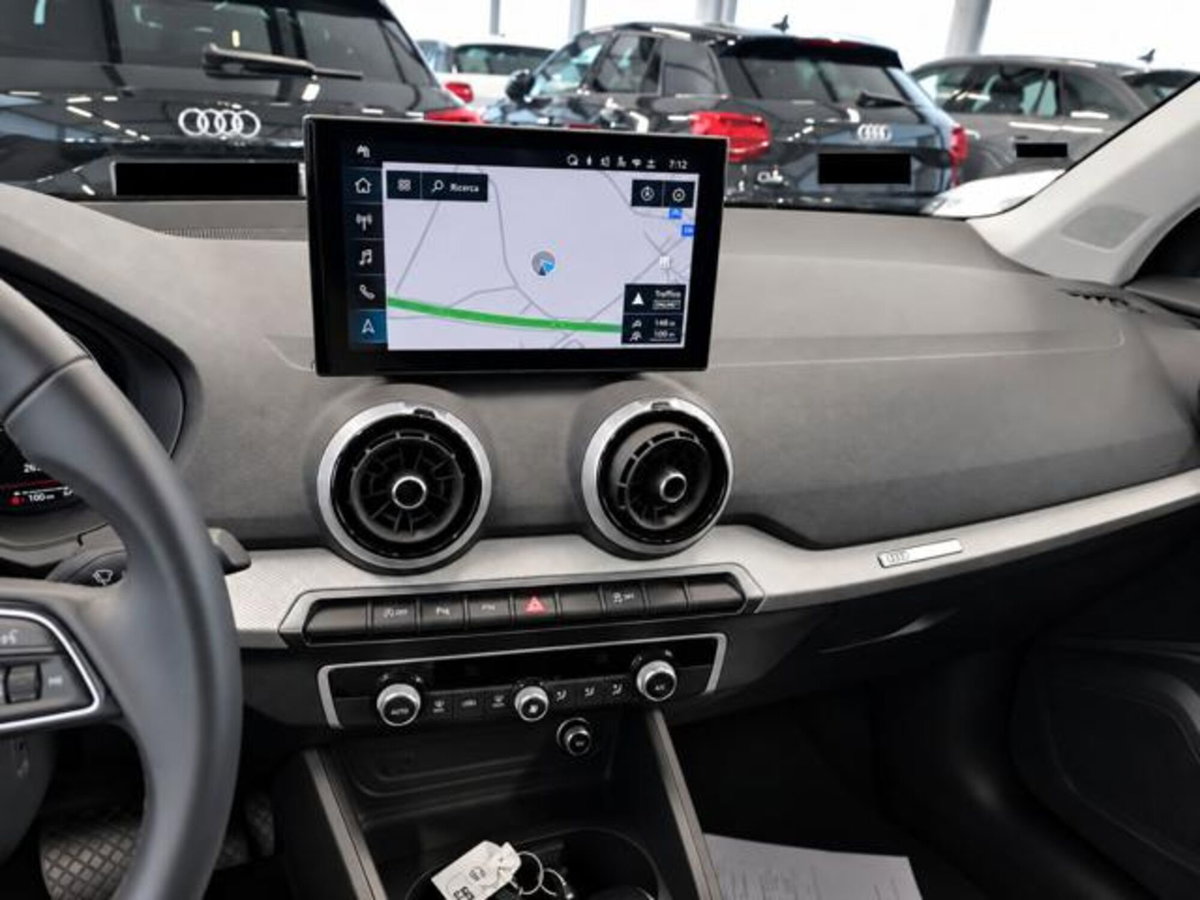 Audi Q2 Q2 35 TFSI S tronic S line Edition (10)