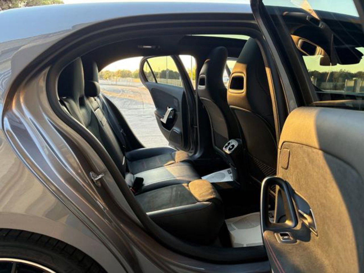 Mercedes-Benz Classe A 200 d AMG Line Premium Plus auto (13)