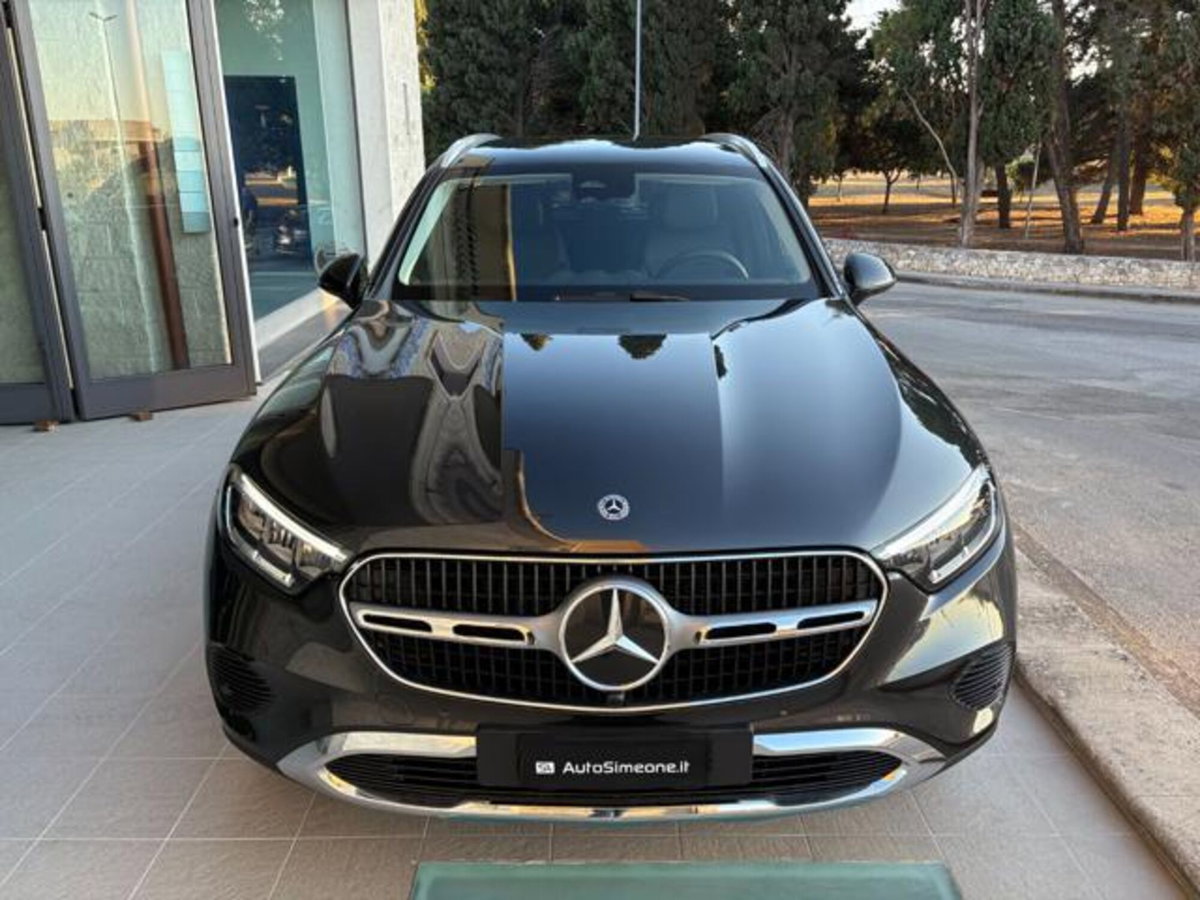 Mercedes-Benz GLC Coupé 200 d AMG Line Advanced Plus 4matic auto (2)
