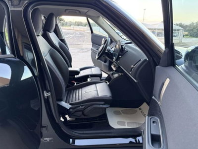 MINI Mini Countryman 2.0 48V D Classic auto (9)
