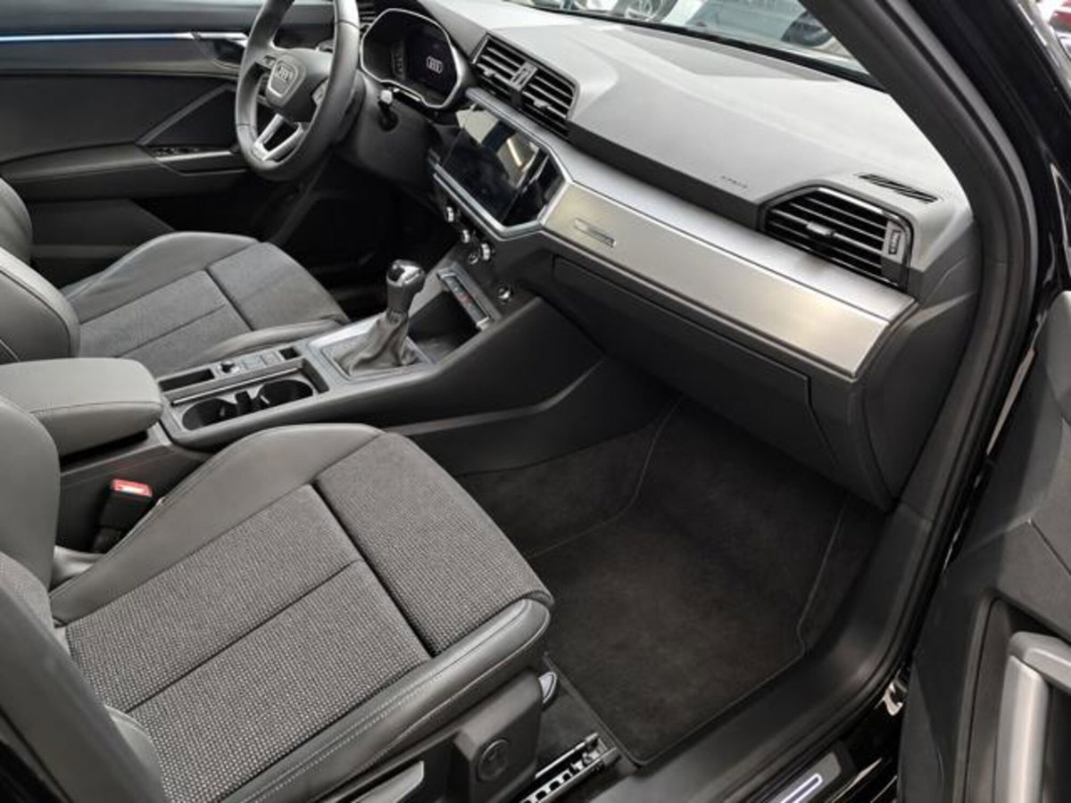Audi Q3 Sportback 35 TDI S line edition (6)