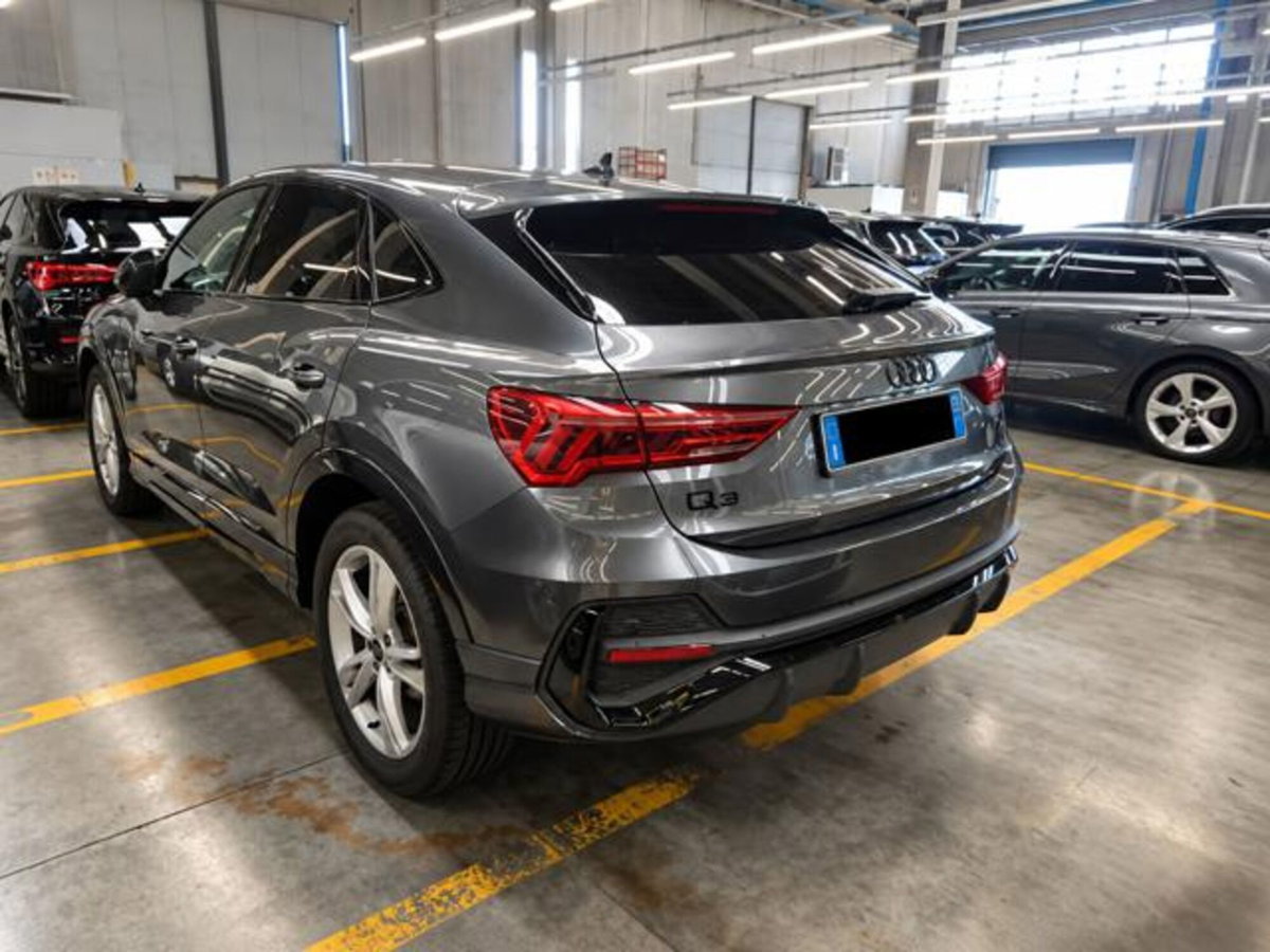 Audi Q3 Sportback 35 TDI S line edition (2)