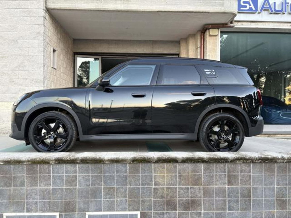 MINI Mini Countryman 2.0 48V D Classic auto (8)