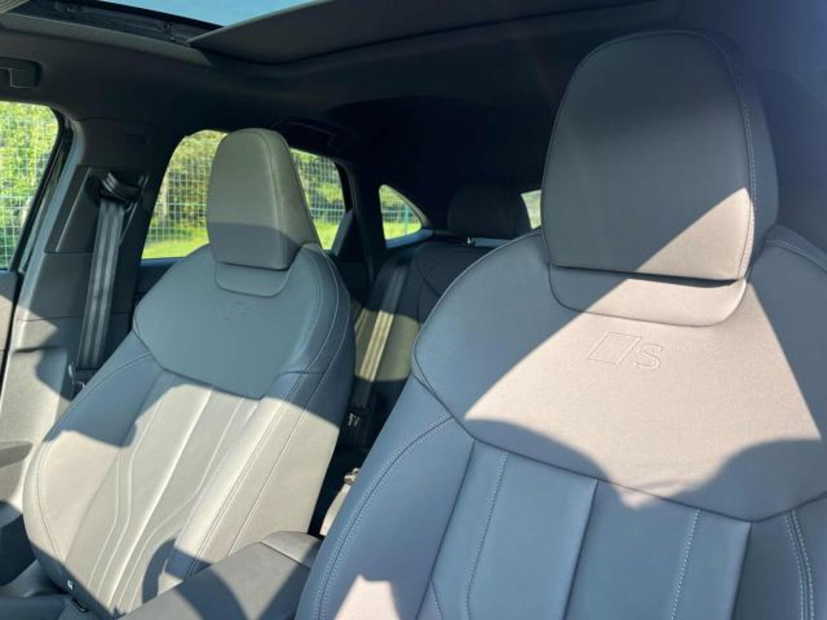 Audi Q3 Sportback 2.0 tdi S line edition 150cv s-tronic (16)