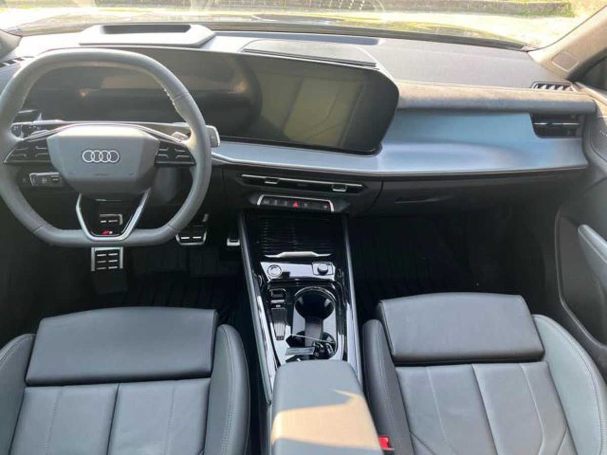 Audi Q3 Sportback 2.0 tdi S line edition 150cv s-tronic (17)