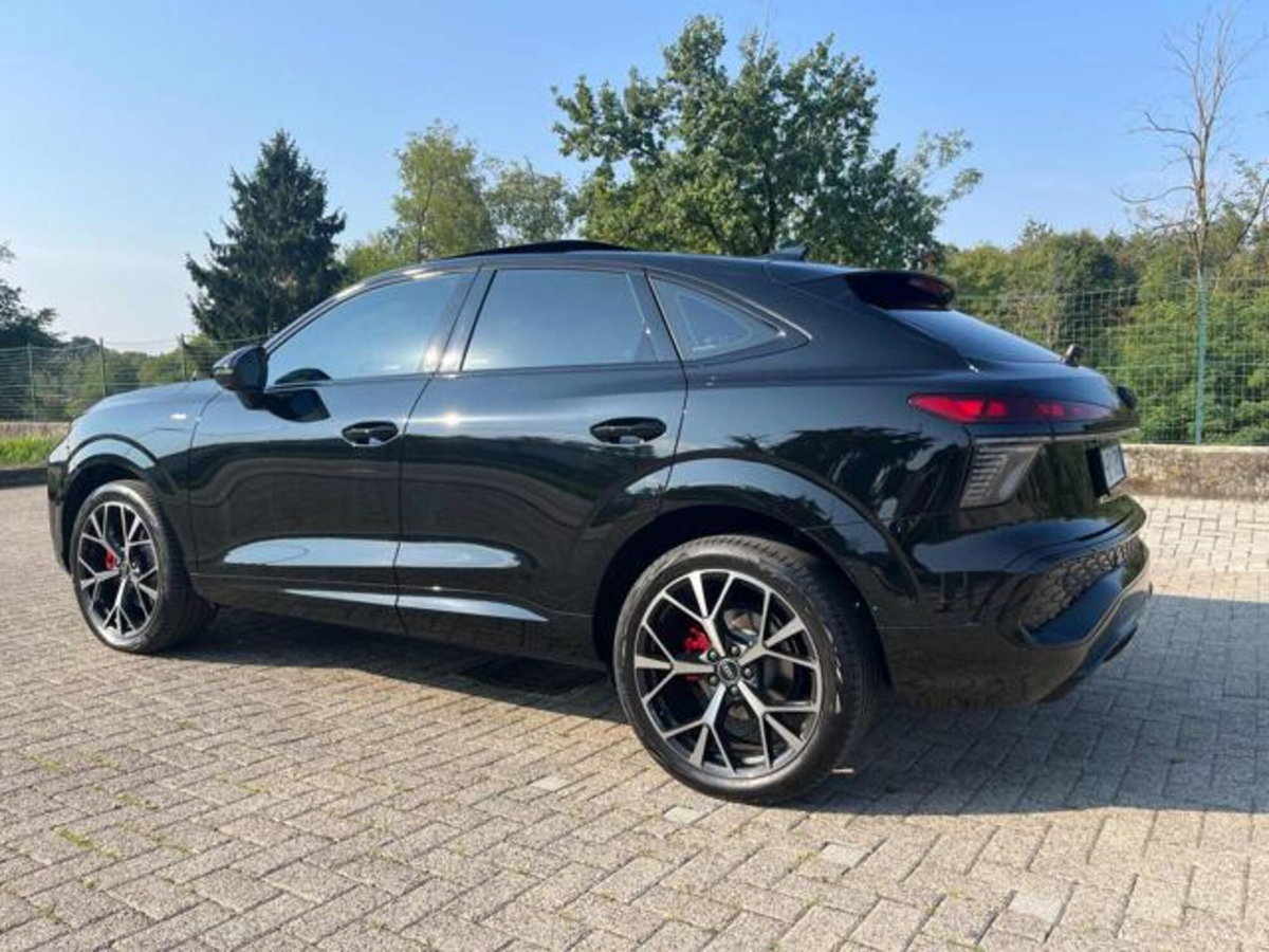 Audi Q3 Sportback 2.0 tdi S line edition 150cv s-tronic (6)