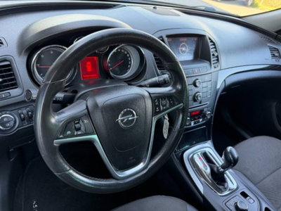Opel Insignia Station Wagon CDTI 160CV Sports aut. Cosmo (12)