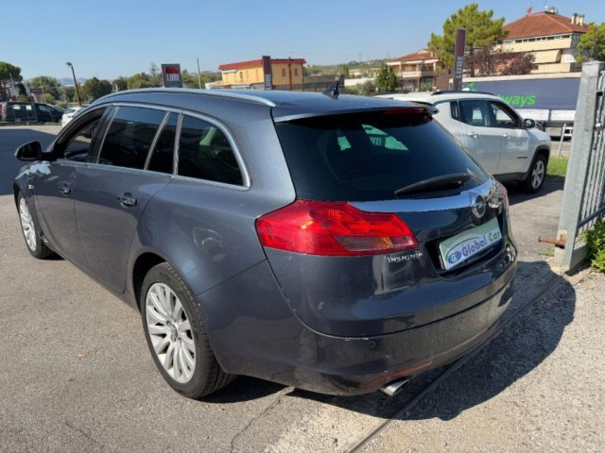 Opel Insignia Station Wagon CDTI 160CV Sports aut. Cosmo (6)