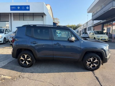 Jeep Renegade 1.3 T4 240CV PHEV 4xe AT6 Trailhawk (3)