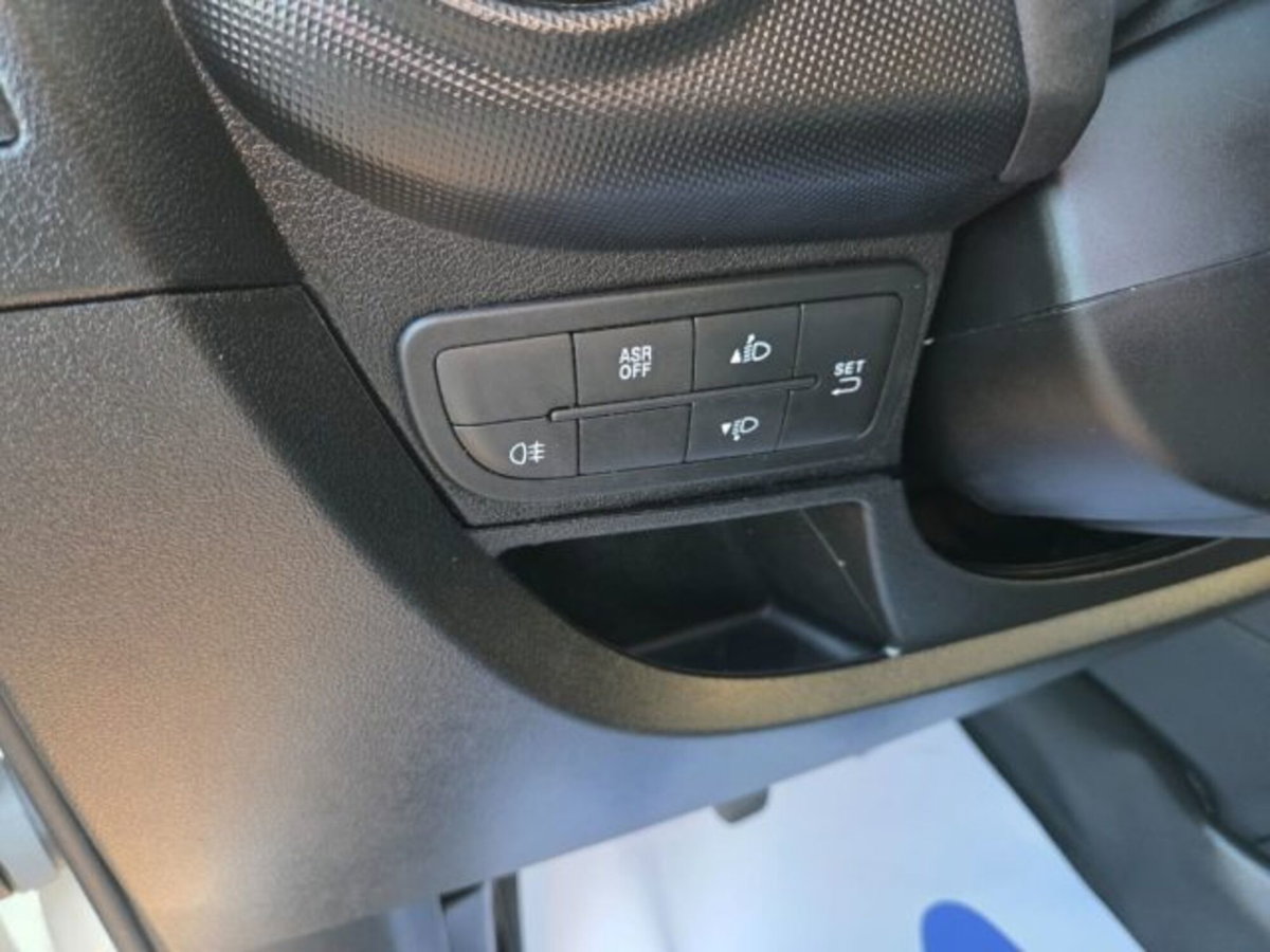 Fiat Fiorino Furgone cargo 1.3 mjt 95cv SX (11)