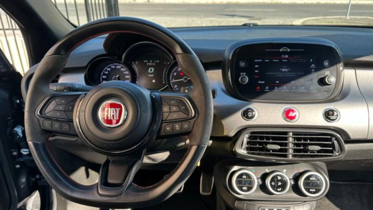 Fiat 500X 1.3 T4 150 CV DCT Red (12)