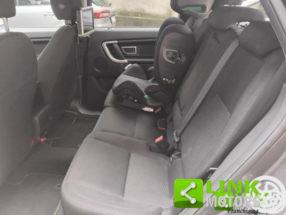 Land Rover Discovery Sport 2.0 TD4 150 CV SE (16)