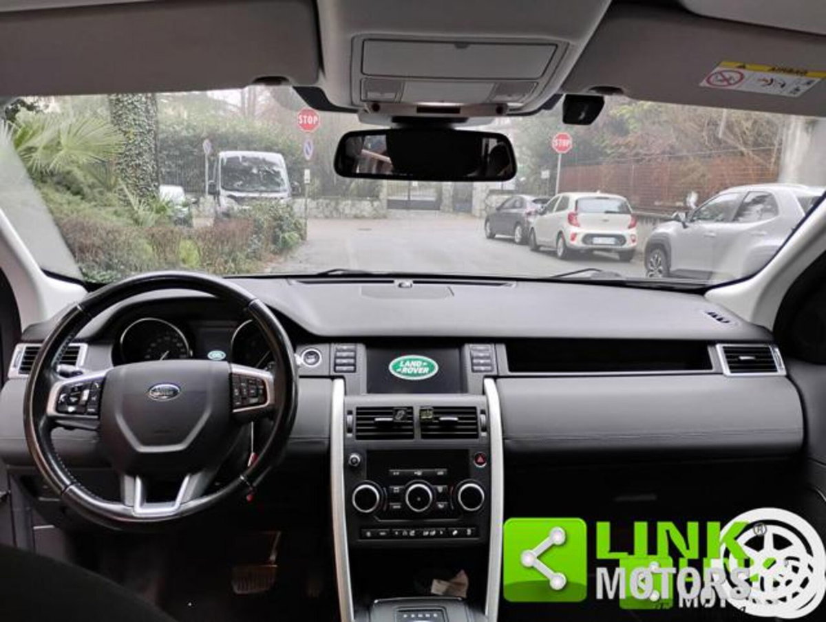 Land Rover Discovery Sport 2.0 TD4 150 CV SE (17)