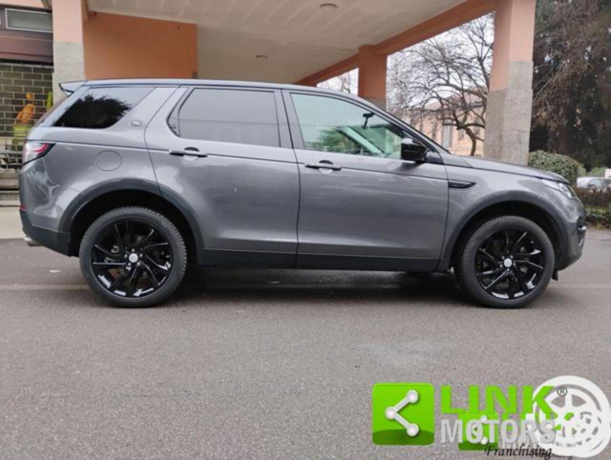 Land Rover Discovery Sport 2.0 TD4 150 CV SE (5)