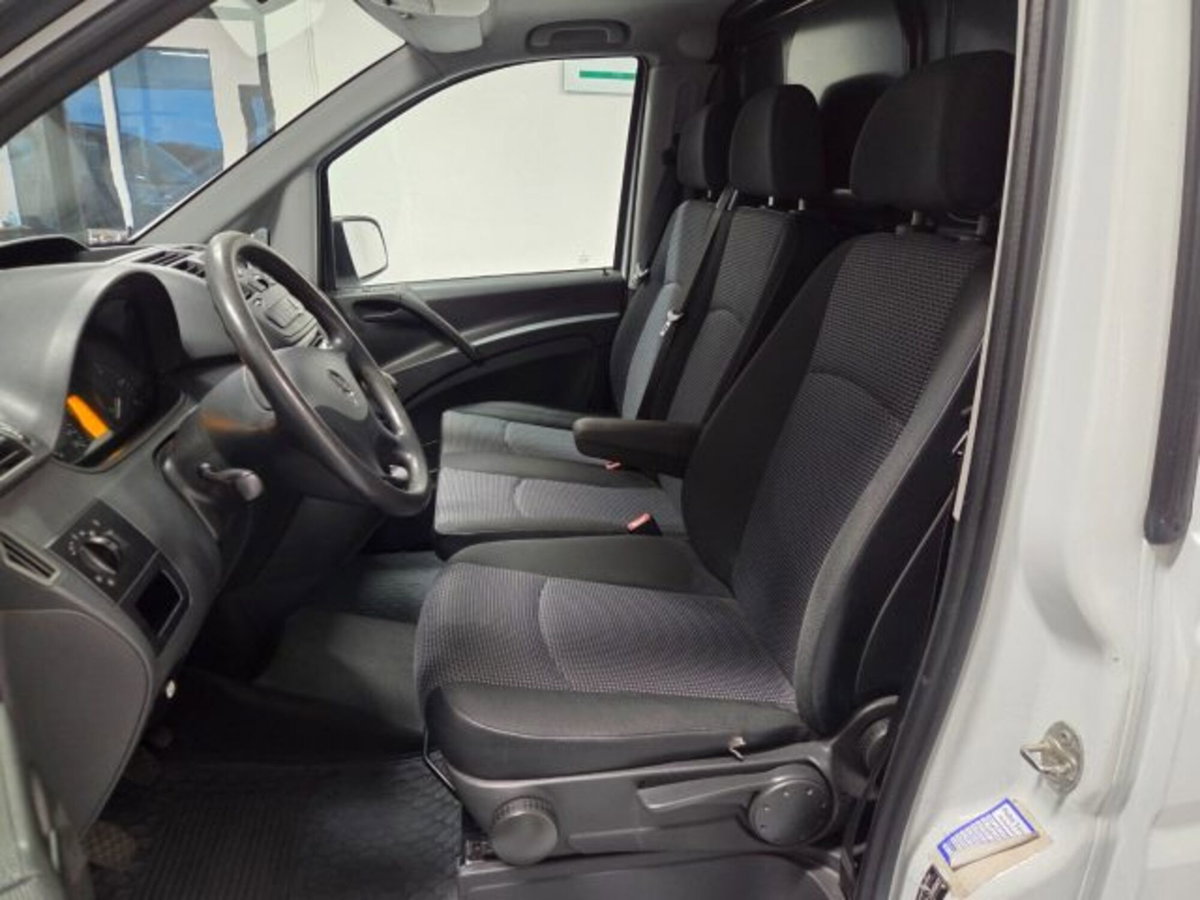Mercedes-Benz Vito 2.2 113 CDI Kombi Crew Compact (8)