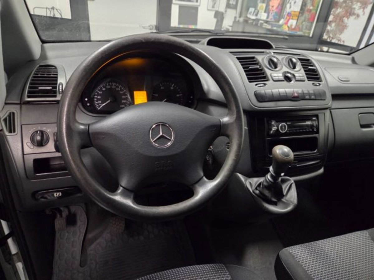 Mercedes-Benz Vito 2.2 113 CDI Kombi Crew Compact (9)