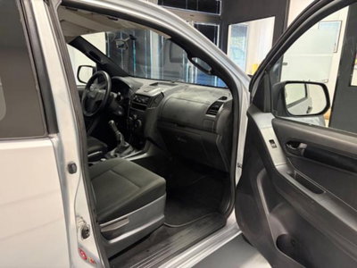 Isuzu D-Max Pick-up 2.5 Space Cab Satellite 4WD (11)